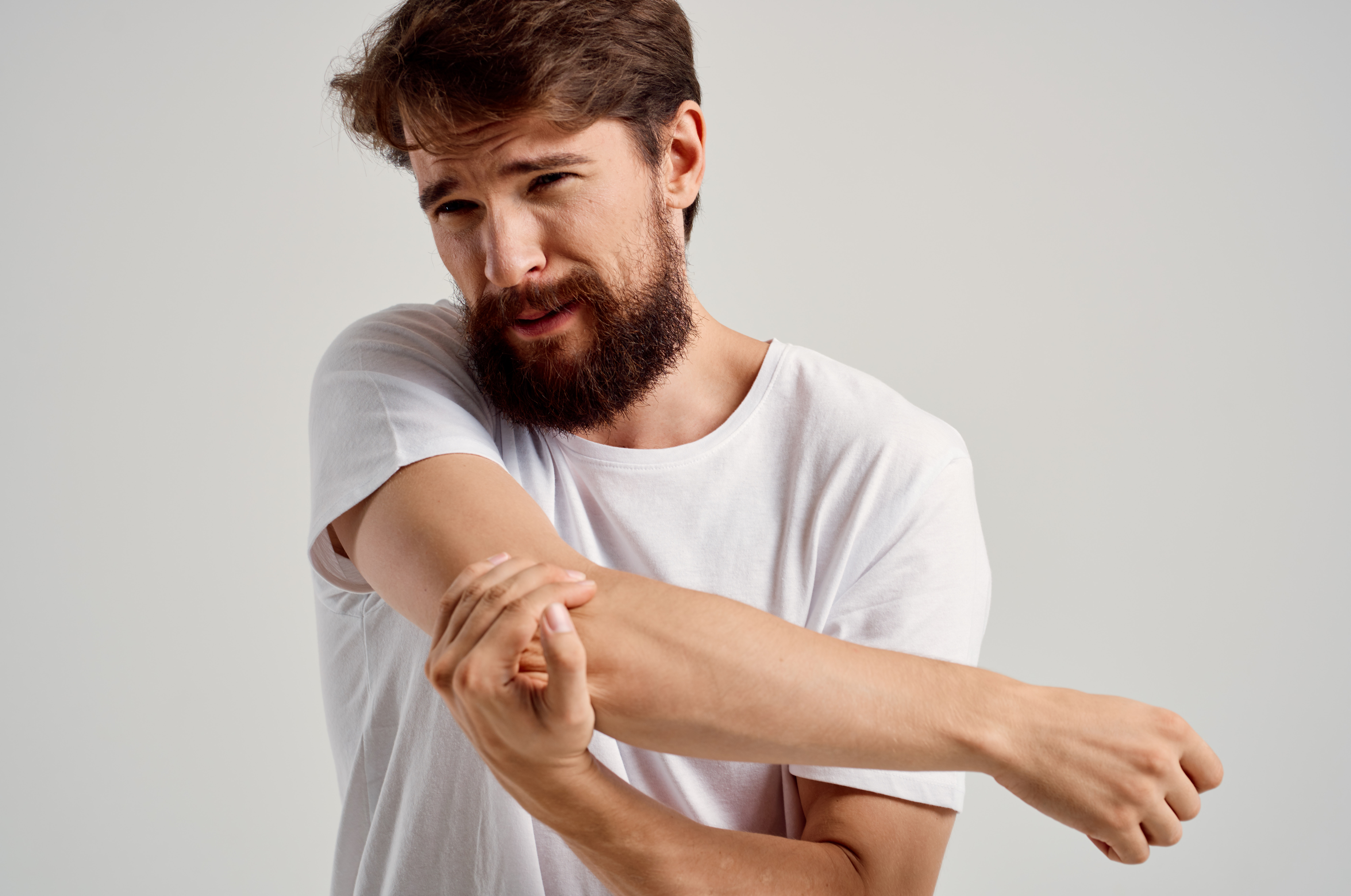 Elbow bone spurs: What they feel like and how PT can treat them