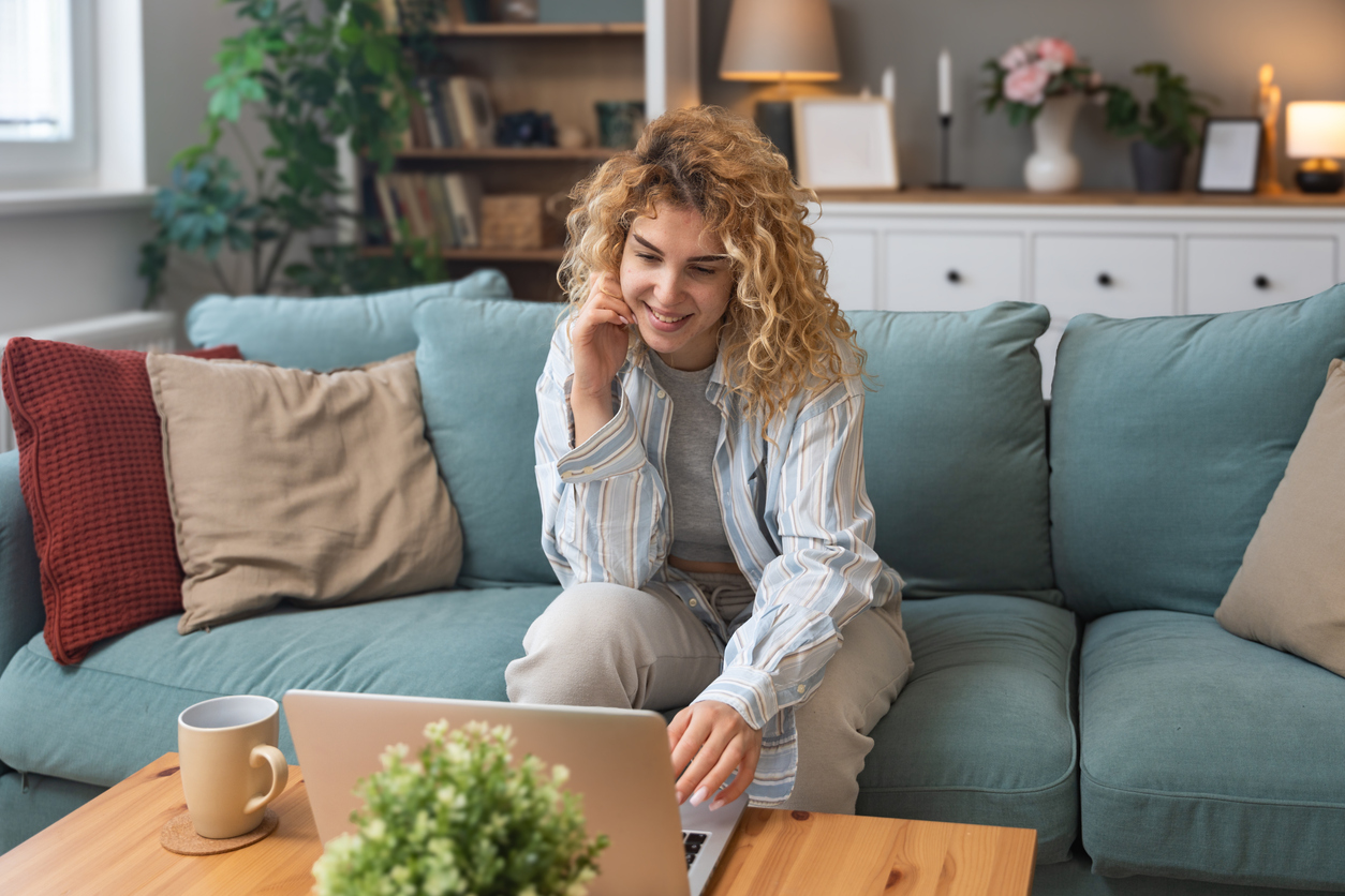 Are online mental health services right for you? 6 considerations to keep in mind