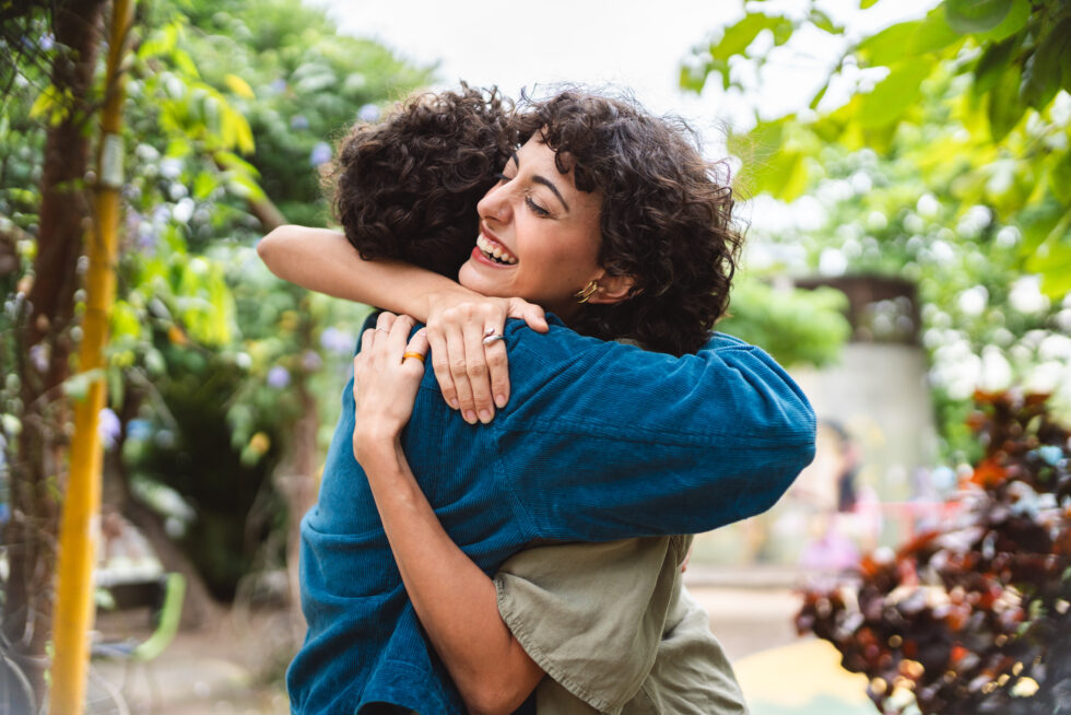 3 compassionate ways to talk to someone who’s depressed (and what you should avoid)